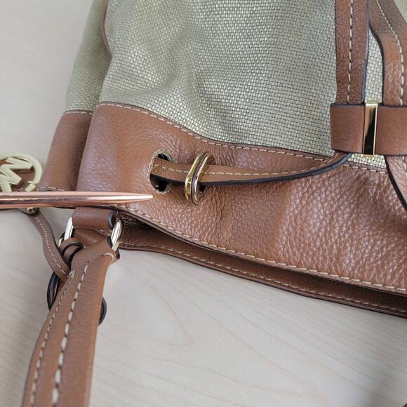 Michael Kors Bucket Bag - Picture 9 of 10